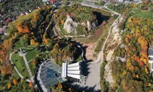 Rezerwat przyrody Kadzielnia Kielce - tajemnice geologiczne i atrakcje
