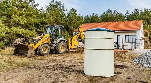 Koszt budowy przydomowej oczyszczalni ścieków: ile naprawdę zapłacisz?
