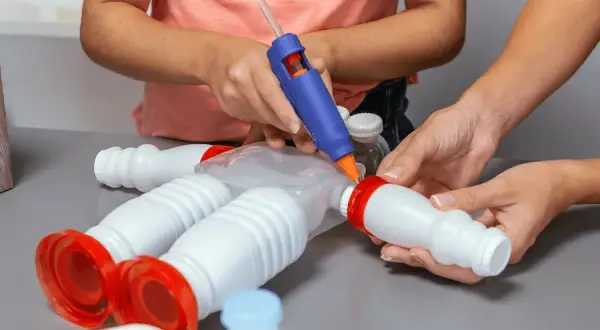 Kreatywne rzeczy z recyklingu dla dzieci, które zachwycą i uczą